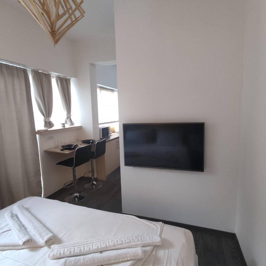 Petmeza Apartment 2 By Dimitropoulos Aigio Bagian luar foto